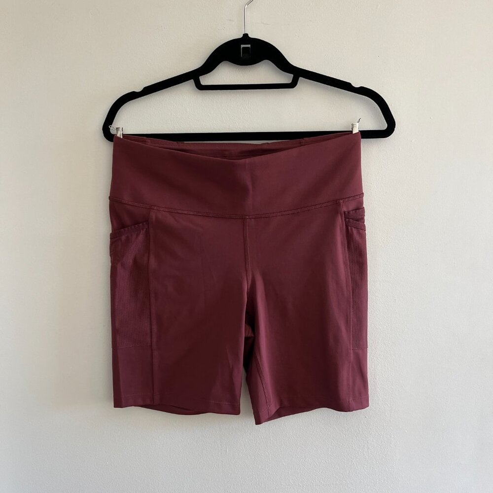 Mountain Hardwear Women's Yuba Trail Short size M, 7"inseam